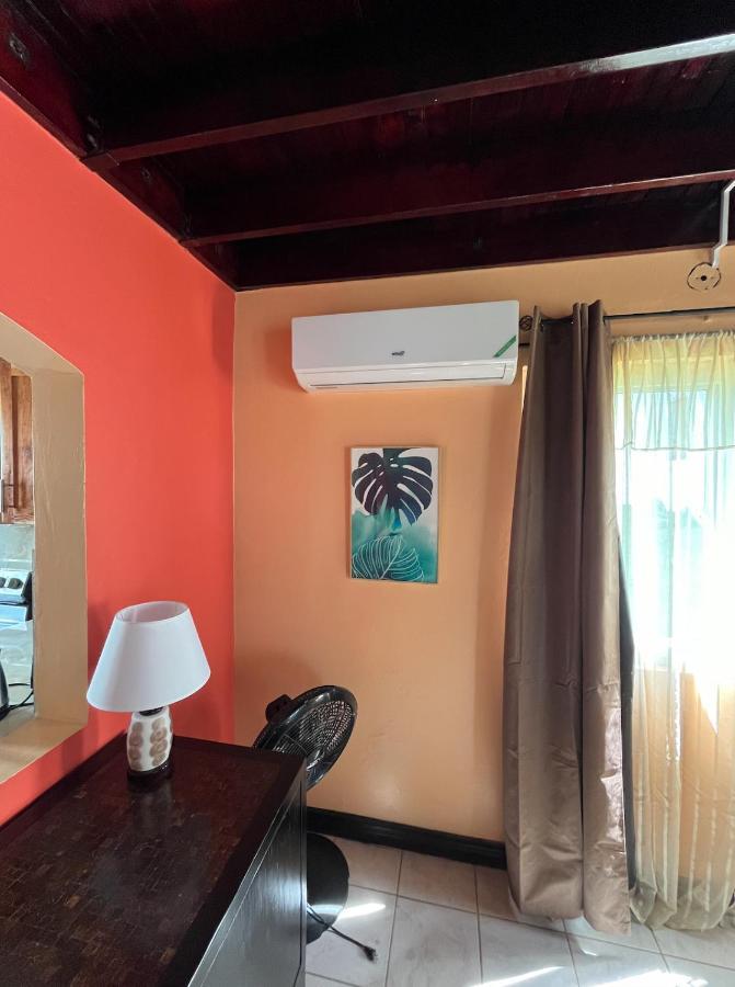 Stunning 2 Bedroom House At Point Village Negril Extérieur photo