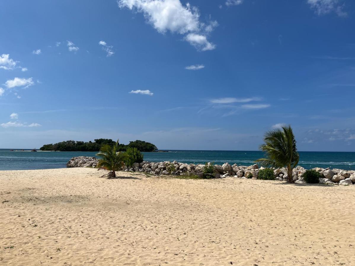 Stunning 2 Bedroom House At Point Village Negril Extérieur photo